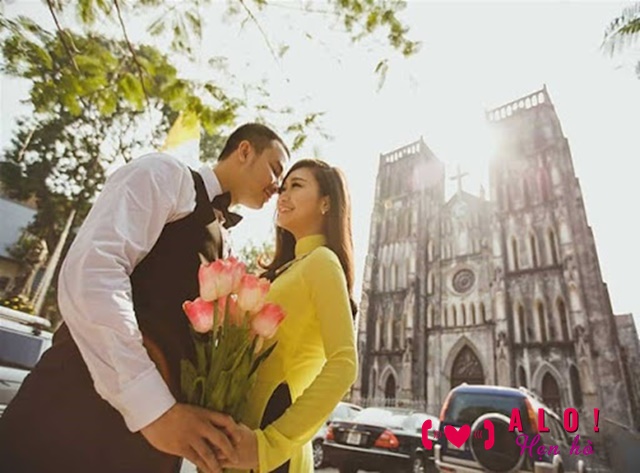 Nhà thờ lớn Hà Nội là địa điểm hẹn hò siêu lãng mạn cho các cặp đôi
