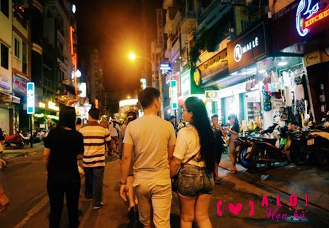 Phố Tây Bùi Viện - điểm hẹn hò lý tưởng của nhiều cặp đôi